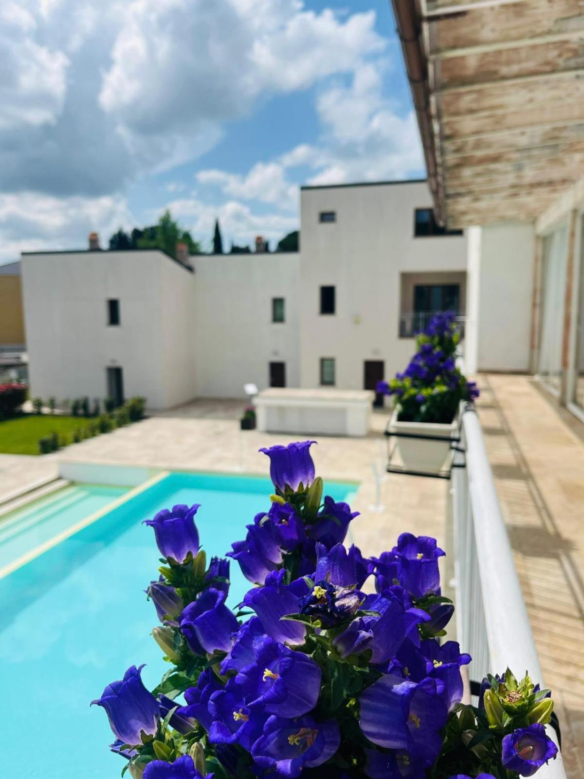 The Florence Hills Resort & Wellness 펠라고 외부 사진